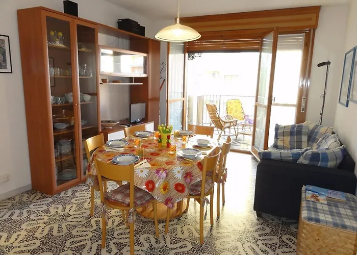 Апартаменти Great Flat In A Quiet Area Бібіоне