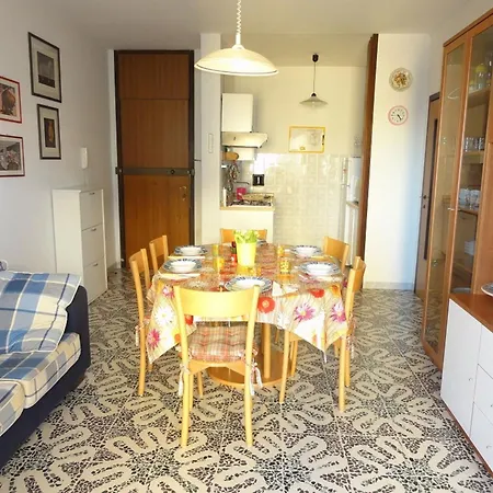 Great Flat In A Quiet Area Apartment